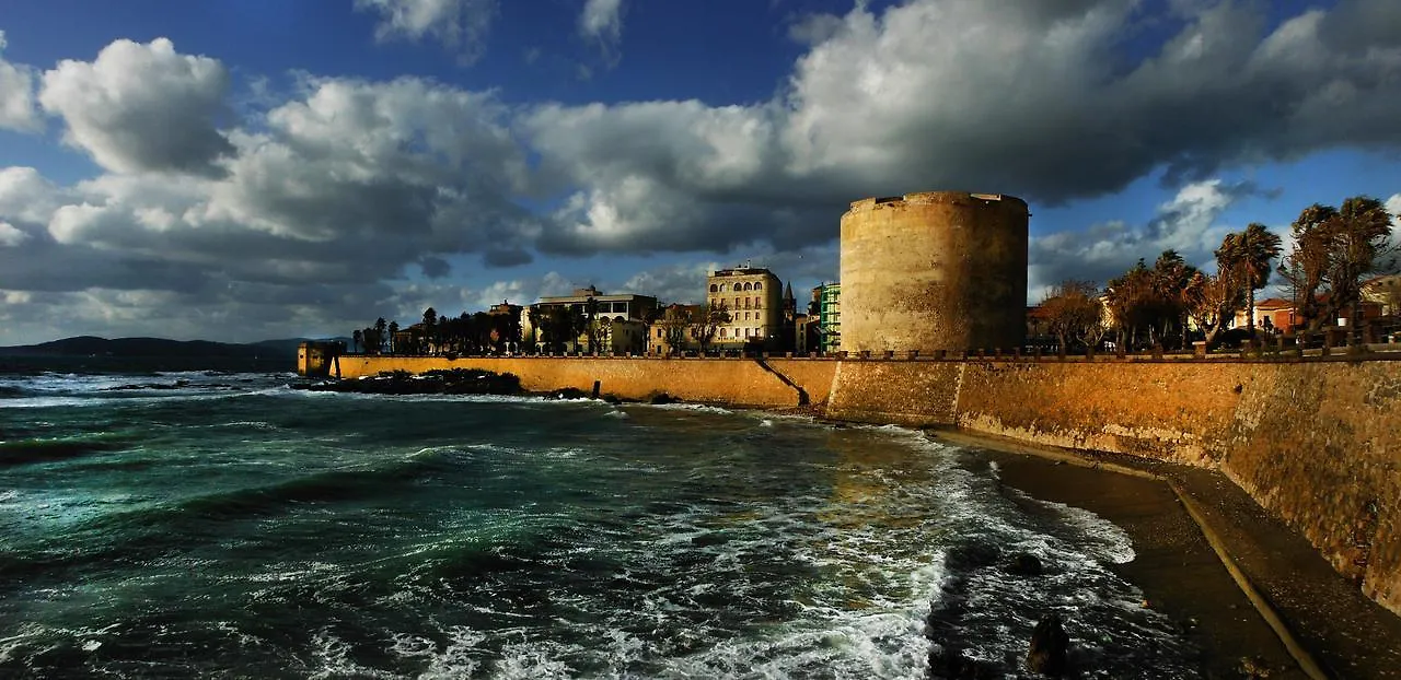 Ampio Appartamento Via De Giorgio 8 Alghero 0*,  Italy
