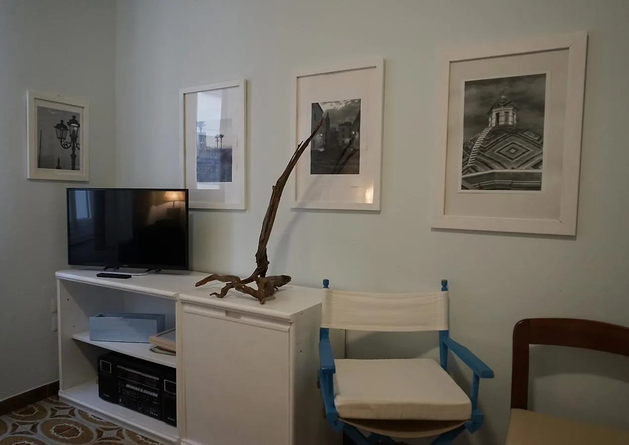 Apartment Ampio Appartamento Via De Giorgio 8 Alghero