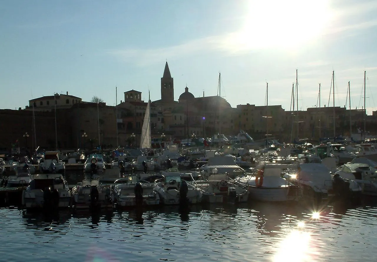 Ampio Appartamento Via De Giorgio 8 Alghero Italy